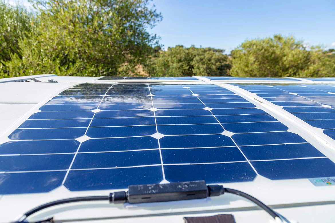 Wohnmobil Solaranlage flexible Module
